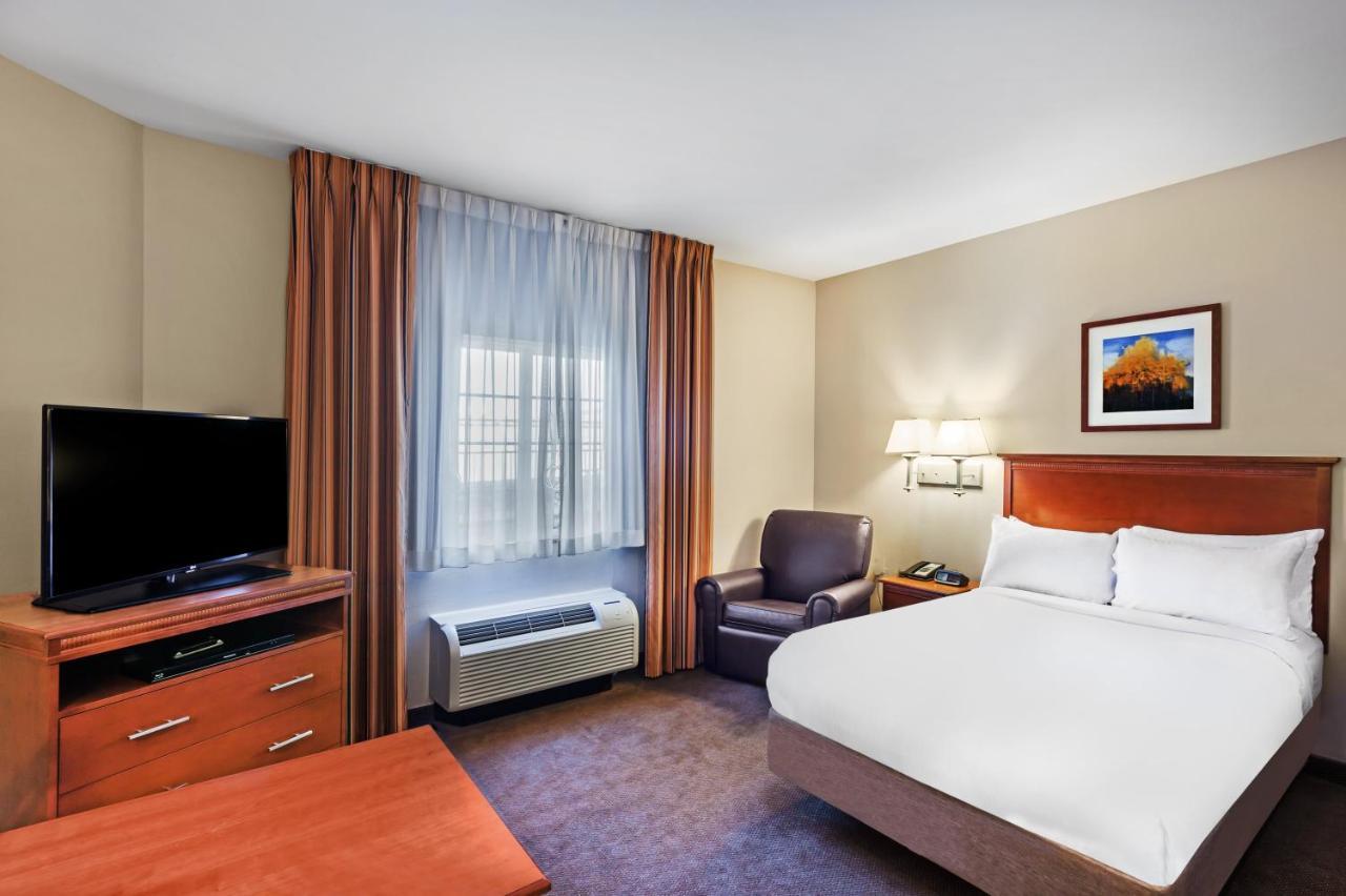 แคนเดิ้ลวูด สวีท เอลปาโซ Hotel Sunrise Acres ภายนอก รูปภาพ