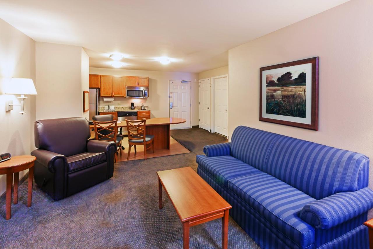 แคนเดิ้ลวูด สวีท เอลปาโซ Hotel Sunrise Acres ภายนอก รูปภาพ