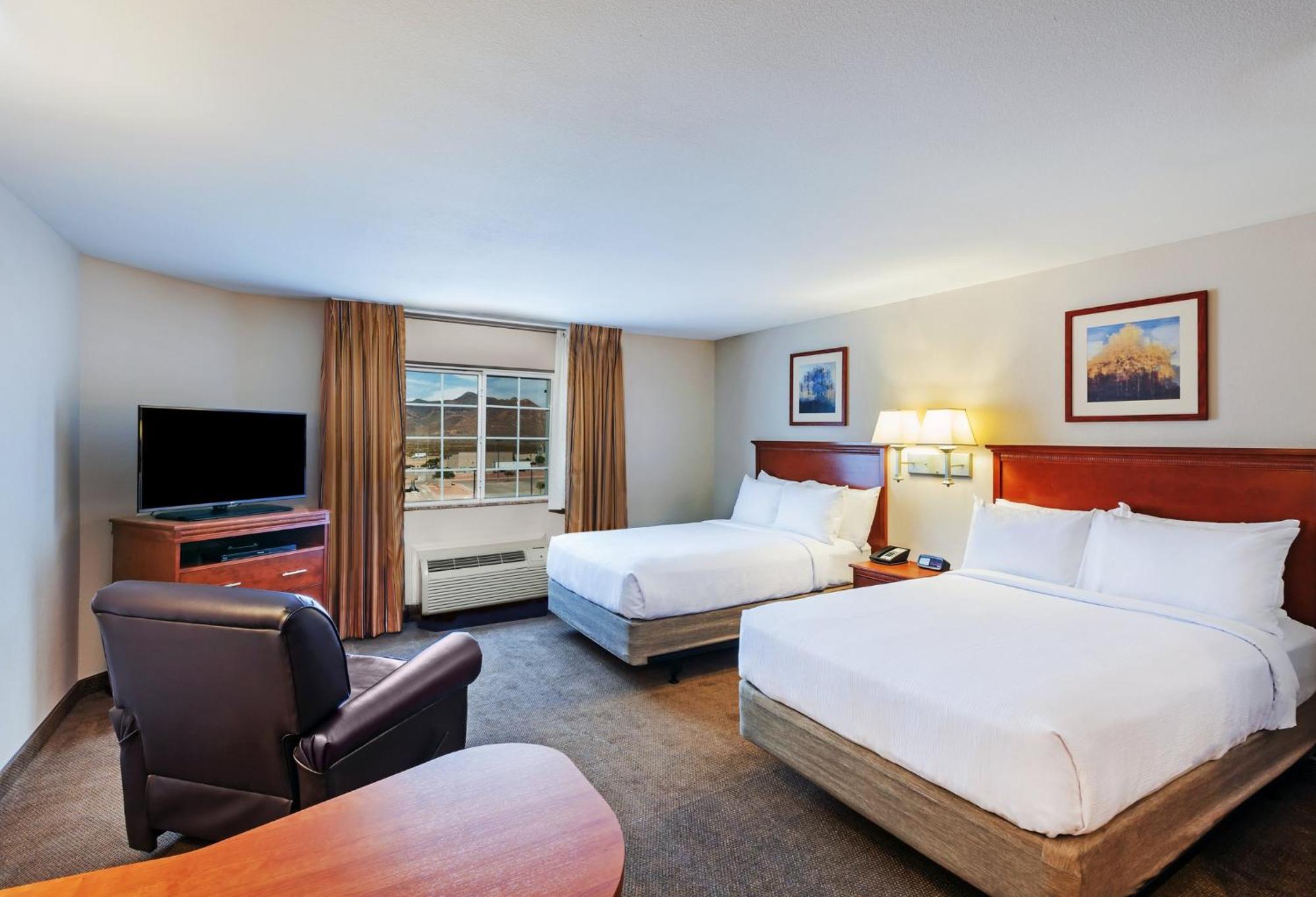 แคนเดิ้ลวูด สวีท เอลปาโซ Hotel Sunrise Acres ภายนอก รูปภาพ