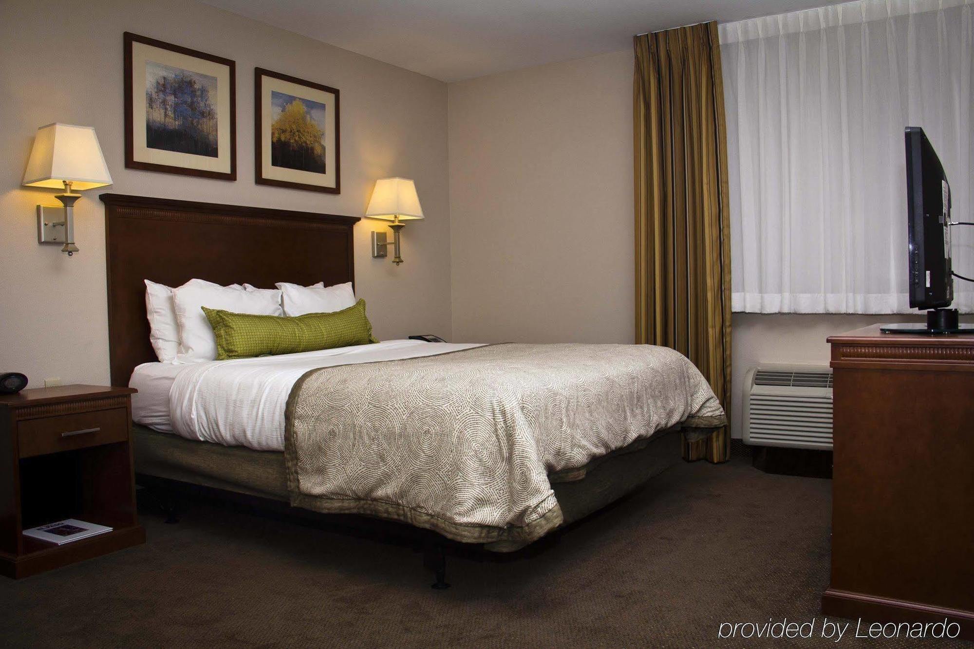 แคนเดิ้ลวูด สวีท เอลปาโซ Hotel Sunrise Acres ภายนอก รูปภาพ